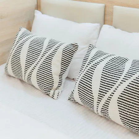 Economy On Krehivska 7 Near Forum * Lviv