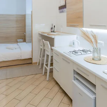 Apartamento Economy On Krehivska 7 Near Forum *