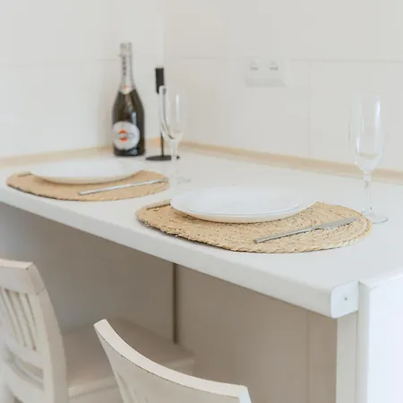 Economy Apartment On Krehivska 7 Near Forum Lviv