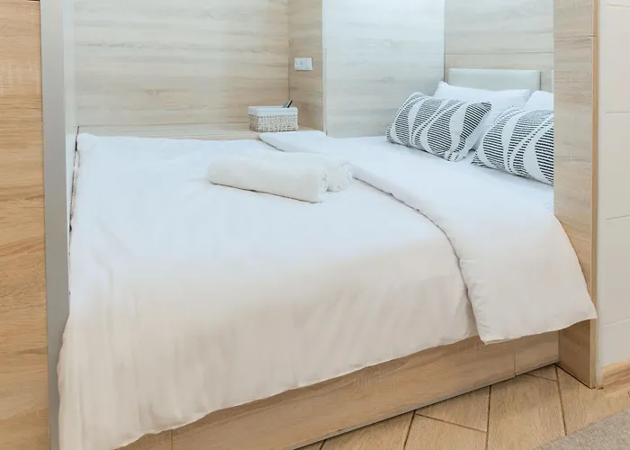 Economy On Krehivska 7 Near Forum Apartamento *