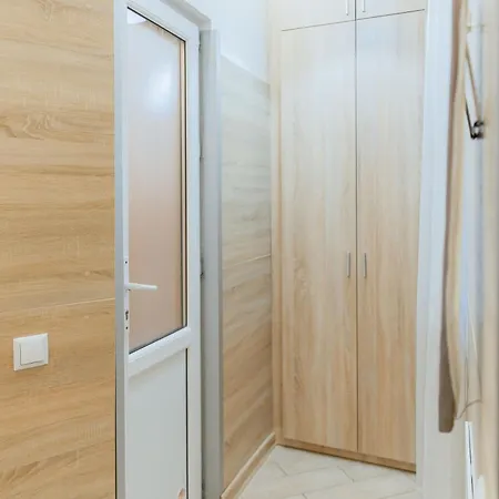 Economy On Krehivska 7 Near Forum